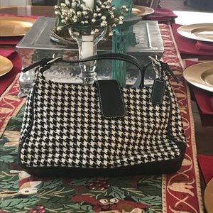 Coach black and white bag,SEASONAL